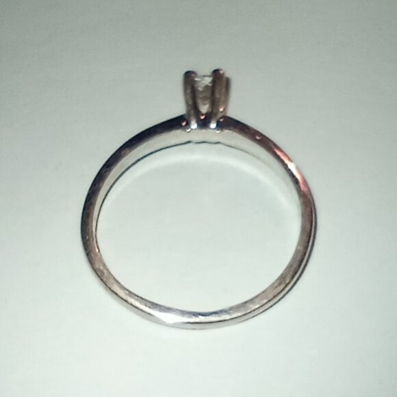 REDUCED!  14Kt White Gold 0.42ct Princess Solitaire Diamond Ring - Picture 5 of 5